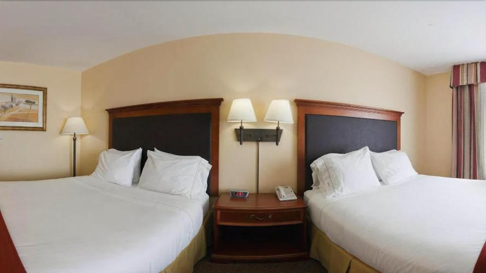 Holiday Inn Express & Suites - Laredo-Event Center Area By Ihg Exterior foto